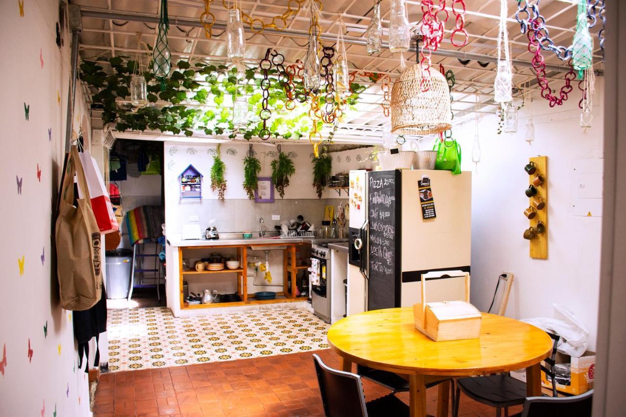Hostal Macondo โบโกตา ภายนอก รูปภาพ